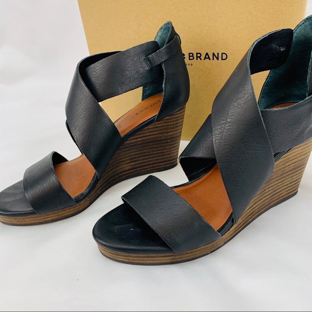 Lucky Brand Black Leather Wedges Pumps heels 8.5